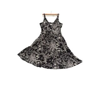 Womens Black White Paisley Floral V-Neck Ruched Waist A-Line Sleeveless Dress